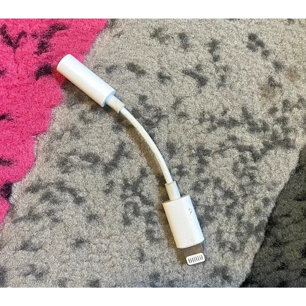 Iphone adapter